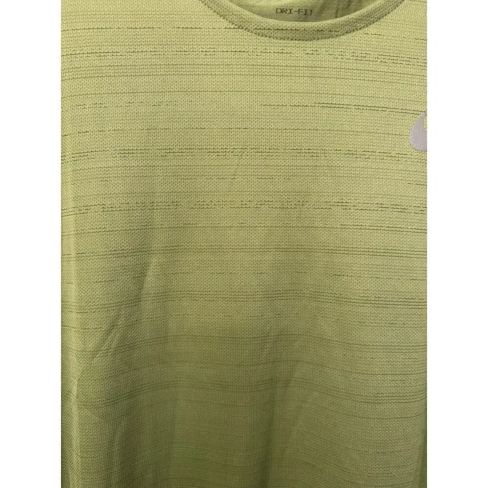 Nike Men's Size XL Green Miler Dri-Fit Short Sleeve Athletic Gym Running Tee